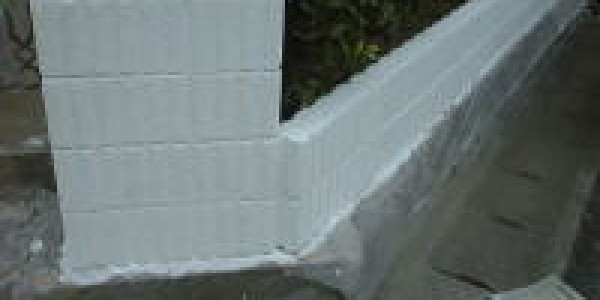 門柱・塀塗装工程3