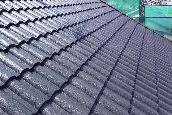 屋根　モニエル瓦　完了